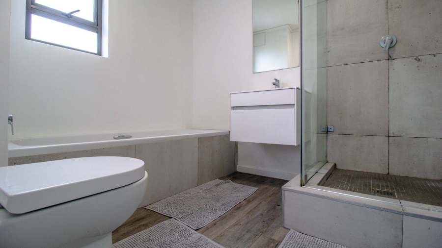 2 Bedroom Property for Sale in Zonnebloem Western Cape